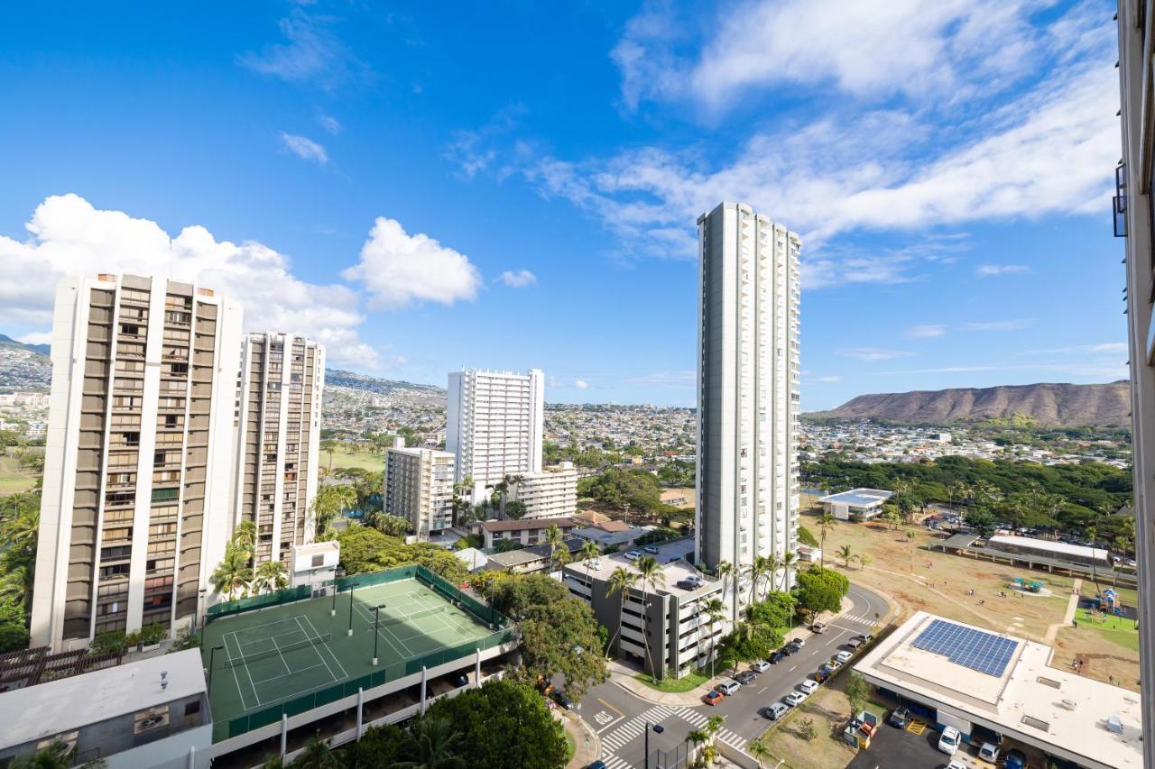 Ferienwohnung Beautiful Mountain View In Waikiki Sunset With Parking Honolulu Exterior foto