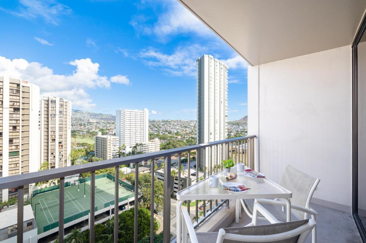 Ferienwohnung Beautiful Mountain View In Waikiki Sunset With Parking Honolulu Exterior foto